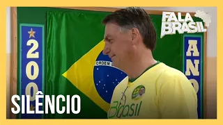 Bolsonaro quebra tradição e não comenta vitória de adversário Lula