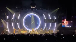 Arctic Monkeys “Do I Wanna Know?” LIVE @ The Kia Forum, Inglewood, CA - September 29, 2023