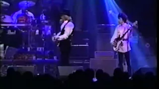 Don't Come Around Here No More - Tom Petty & The Heartbreakers (live in Minneapolis, 1999)