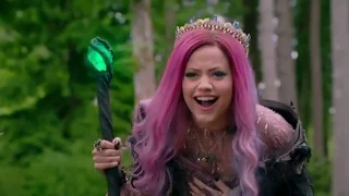 Descendants 3 - Audrey Curses Mal | Clip #10