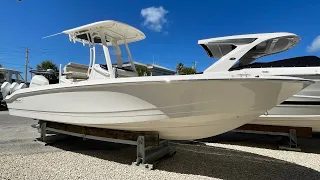 2024 Boston Whaler 250 Dauntless MarineMax Sarasota