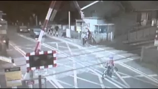 Raw: Train Narrowly Misses Cyclist in UK