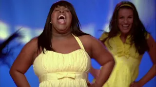 Glee - Halo / Walking On Sunshine // S1E6 (Full Performance)