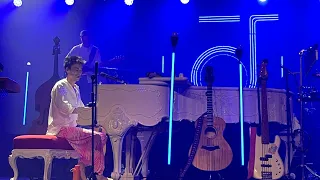 In too Deep - Jacob Collier  Live in Manila! (ft. Alita Moses)