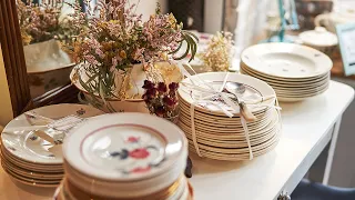 Shop with me at cute Brocante café to find beautiful tableware and enjoy tea time