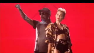 will.i.am ft. Miley Cyrus - Feelin' Myself (Lyrics)