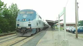 Amtrak Northeast Regional Train #141 arrives Southbound into Petersburg Amtrak Station