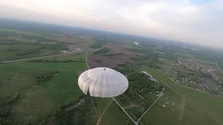 Самостоятельный прыжок с парашютом с высоты 900 метров
