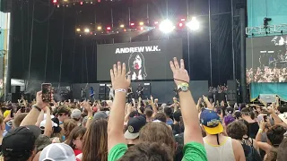 Andrew W.K. - Party Hard (w/countdown) Live at the Van's Warped Tour (6/29/19)