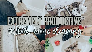 🤢*EXTREMELY SATISFYING* PRODUCTIVE MOBILE HOME DEEP CLEANING | single wide clean with me!