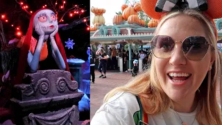 His First Ride On Haunted Mansion Holiday At Disneyland | More Rides, Halloween Fire Works & A Treat