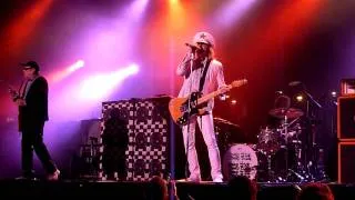 Cheap Trick - 'I Want You To Want Me' live at NEC Birmingham 27-11-11