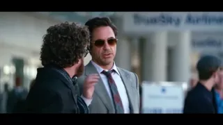 Due Date - Official Trailer [HD]