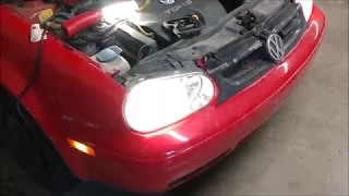 Volkswagen Golf mk4 headlight low beam bulb removal and install