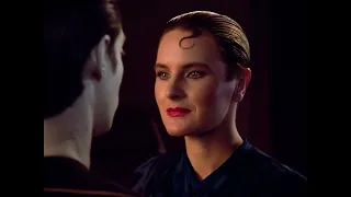 Star Trek Next Generation | Data Kissing Sexy Tasha Yar