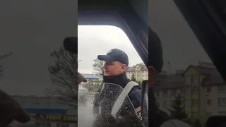 Цікаві хлопці з орієнтуванням на автомобіль🤦🏻‍♂️