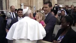 3-year-old who removed Pope Francis' skullcap speaks out