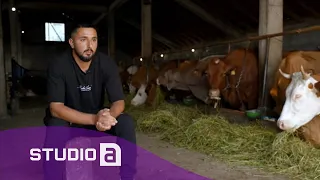 Ky është 22 vjeçari nga Rahoveci që hapi fermën e tij, madje thotë se "mendjen" se ka me dalë jashtë