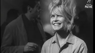 Brigitte Bardot lors du tournage du « Repos du guerrier » à Florence (1962)