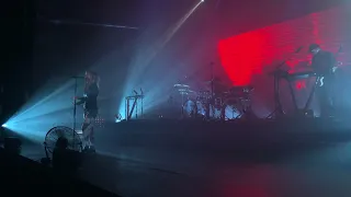 VIOLENT DELIGHTS LIVE - CHVRCHES - 12/02/2021 - COLLEGE STREET MUSIC HALL, NEW HAVEN, CT SCREEN