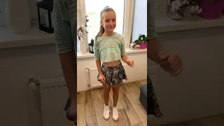 Ева научилась танцевать Shuffle Dance