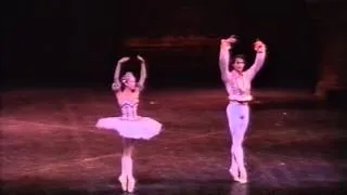 Lo Schiaccianoci  II Atto  Isabel Seabra coreografie di Rudolf Nureyev Teatro alla Scala
