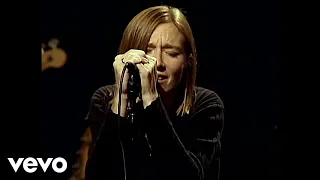 Portishead - Undenied (Live From The Roseland Ballroom NYC)