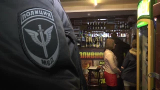 В Мурманске полицейские изъяли из незаконного оборота более 50 литров алкогольной продукции