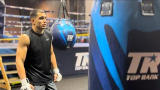 Preparing for a fight in the best boxing gym in the USA .Top Rank 🇺🇸🥊