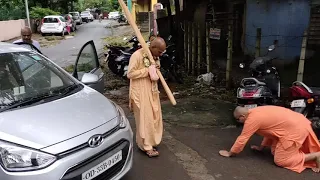 Arrival of H.H. Haladhar swami maharaj at GGC Bace , BBSR .