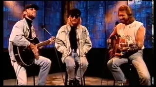 Bee Gees - I've Gotta Get a Message To You live MTV Most Wanted 1993