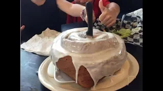 This San Antonio Bakery Makes a 3-lb. Cinnamon Roll