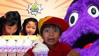 Ryan's World and Kaji Sisters try Grimace Shake in Real Life! Tag with Ryan NEW UPDATE Gameplay