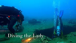 Kiss the Lady on the Ship Wreck of SS President Coolidge In Vanuatu