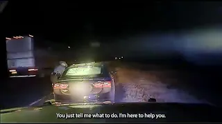 DASHCAM VIDEO: Arkansas State Police trooper helps man stranded on side of road in freezing weath...