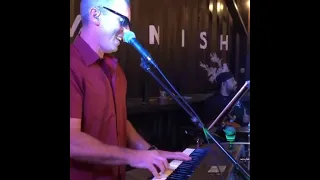 HiT or MiX - Performs Billy Joel's Piano Man