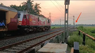 Fortune Wap5 Livery Lead Azimganj Express & Jangipur-Sealdah Express Crossing Each Other At Railgate