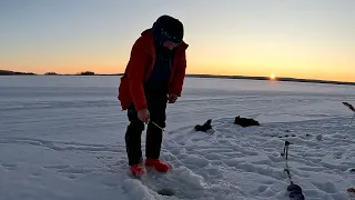 Зимняя рыбалка в Заонежье .  Заключительная серия.