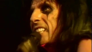 Alice Cooper. Go To Hell . "The Nightmare Returns". (1986 ) . Real VIDEO