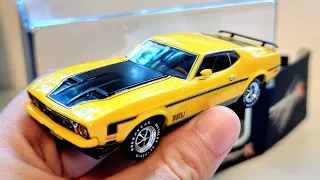 Unboxing: Ford Mustang Mach 1 year 1971 yellow / black 1:43