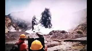 Death toll 22! Survivors share stories and video! Volcano: Rescue from Whakaari