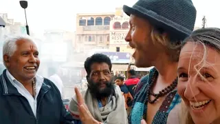 WHY IS EVERYONE LIKE THIS IN INDIA? 🇮🇳