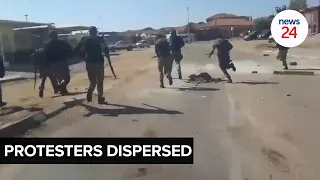 WATCH | Police fire rubber bullets at service delivery protesters in Johannesburg