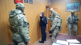 Что произошло. 13.10.23. Начальника отдела полиции в Югре задержали оперативники ФСБ