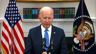 Biden urges public: Don't panic over fuel shortages