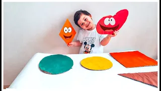 Учим фигуры и цвета | Веселое видео для детей | Videos For Kids