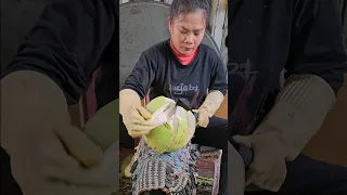 Amazing Coconut Fruit Cutting Skills - FRUIT NINJA of CAMBODIA