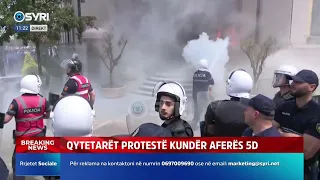 Nis me molotov protesta para Bashkisë Tiranë