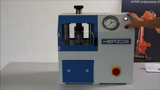 Полуавтоматический настольный пресс Herzog    Benchtop Laboratorypress TP20E