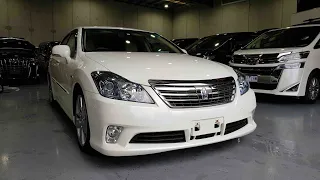 Toyota Crown Hybrid:  Review, Pricing, and Specs